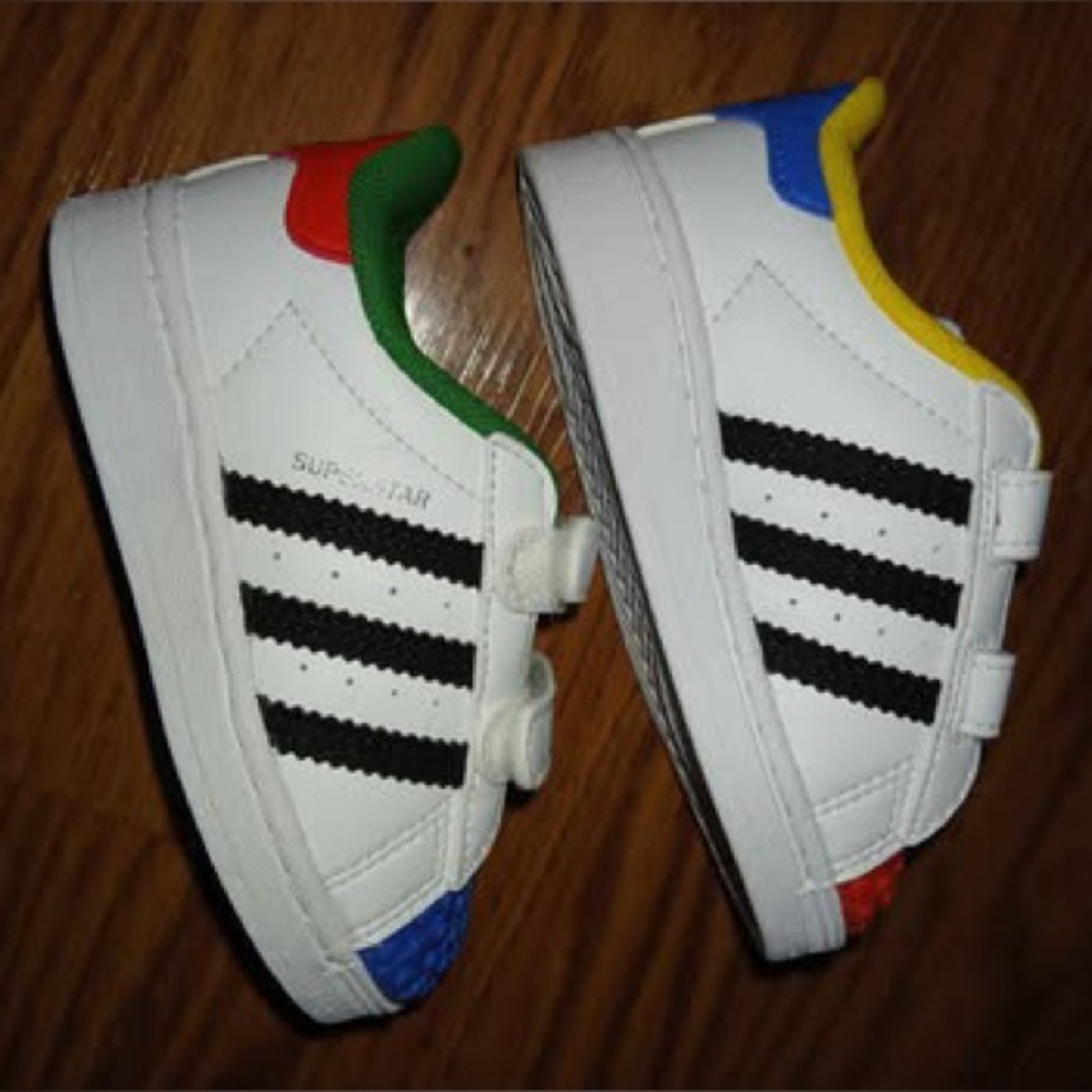 Adidas Lego Design Sneakers with Velcro Straps - Picture 5 of 6